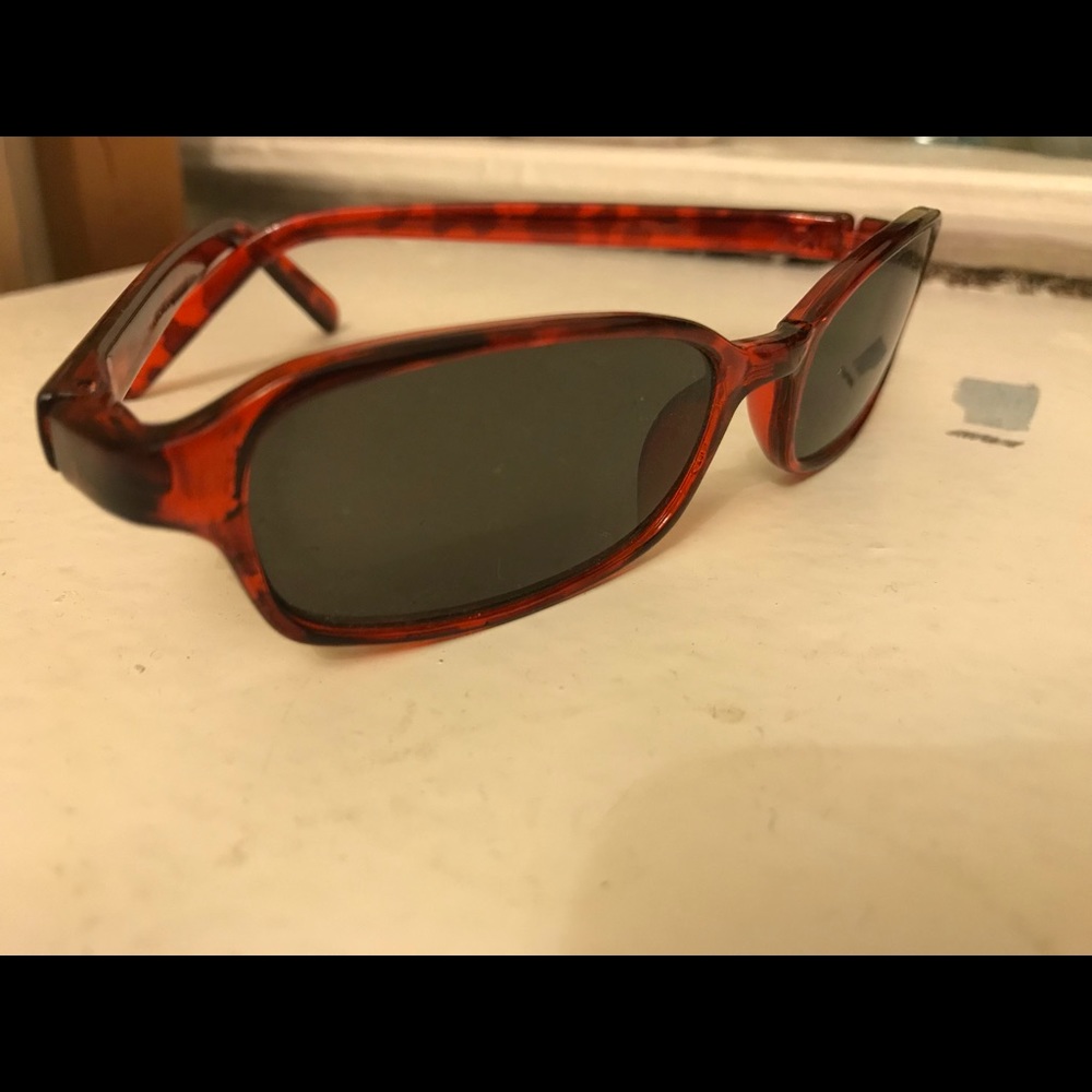 Red tortoise small rectangular frame sunglasses - Picture 4 of 4